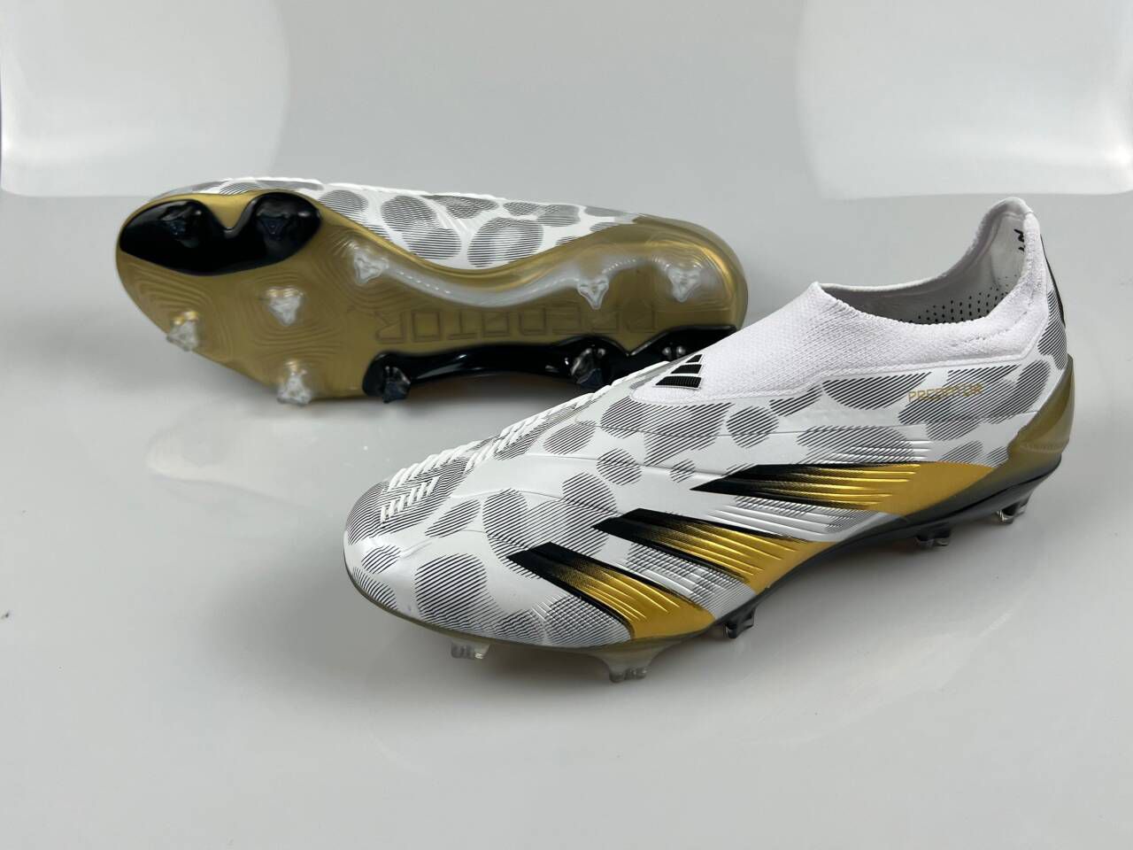 ADIDAS PREDATOR BOOTS🔥