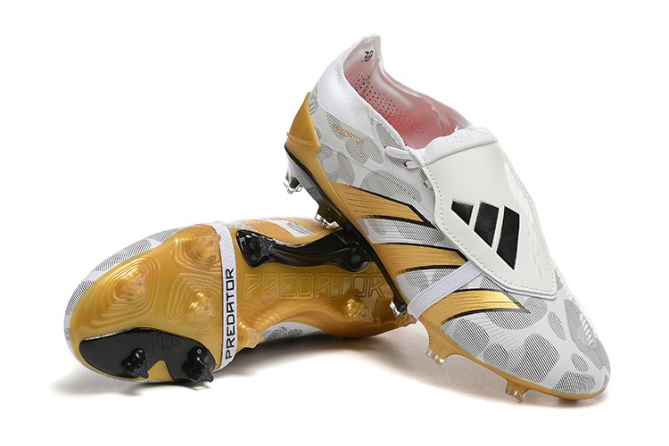 ADIDAS PREDATOR BOOTS🔥
