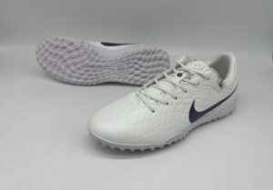 NIKE BOOTS