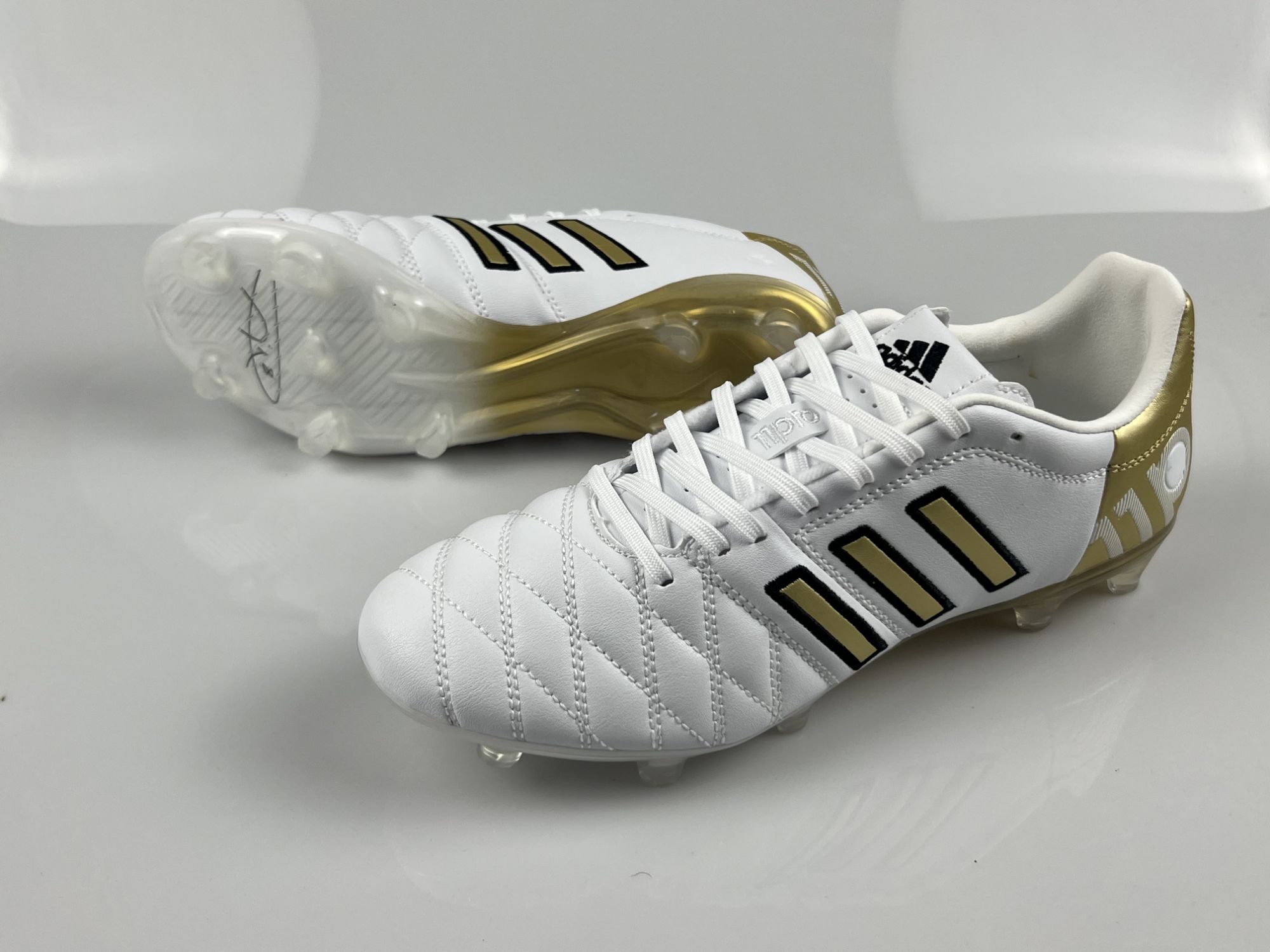 ADIDAS BOOTS🔥
