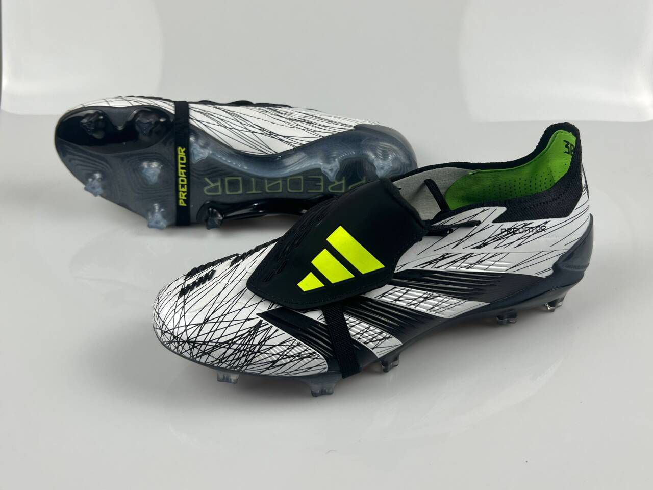 ADIDAS PREDATOR BOOTS🔥