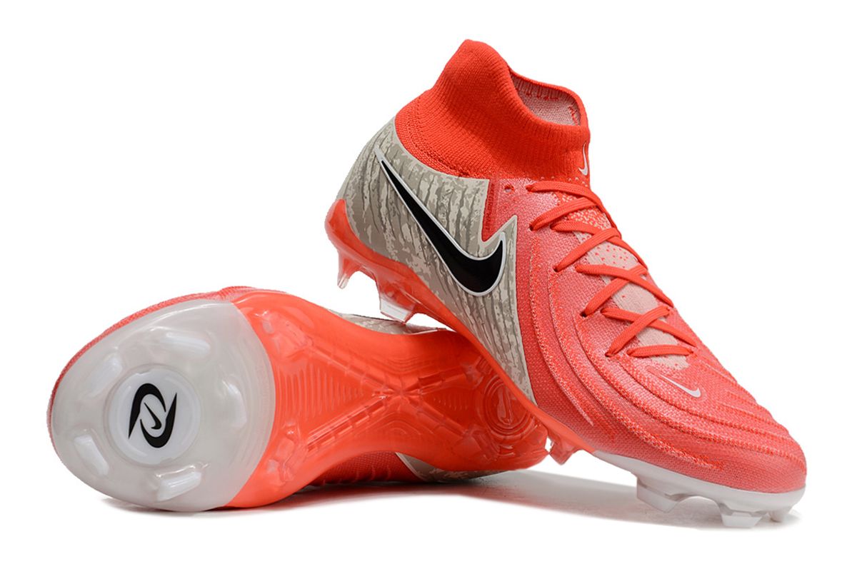 NIKE PHANTOM BOOTS🔥