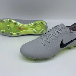 NIKE BOOTS🔥