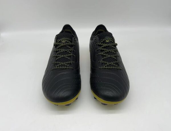 NIKE BOOTS