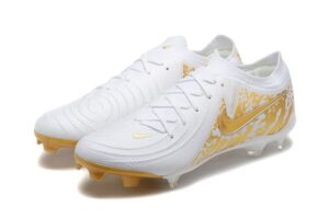 NIKE PHANTOM BOOTS