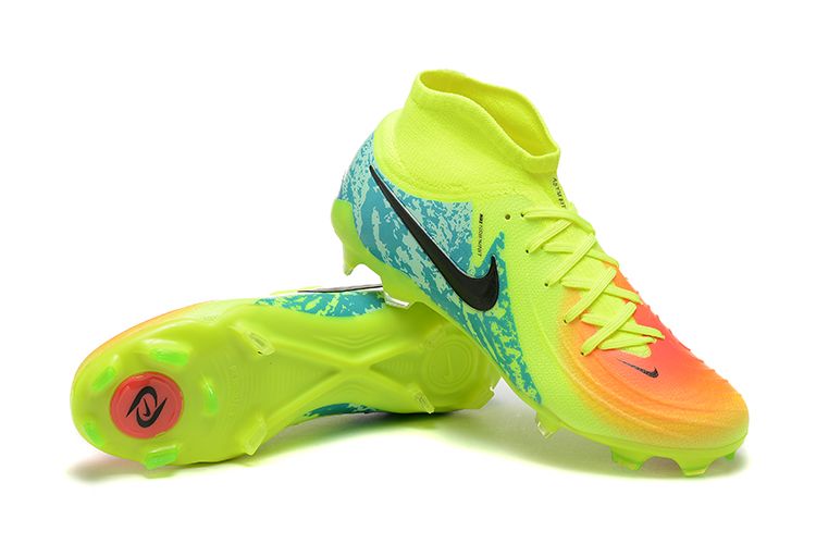 NIKE PHANTOM BOOTS🔥
