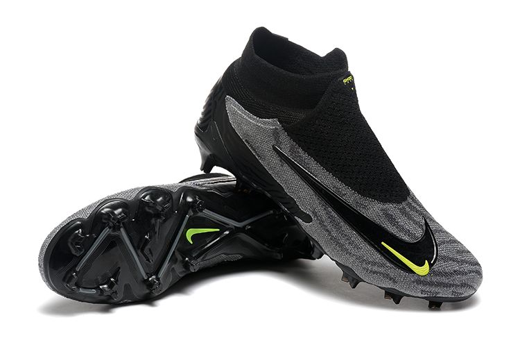 NIKE PHANTOM BOOTS🔥