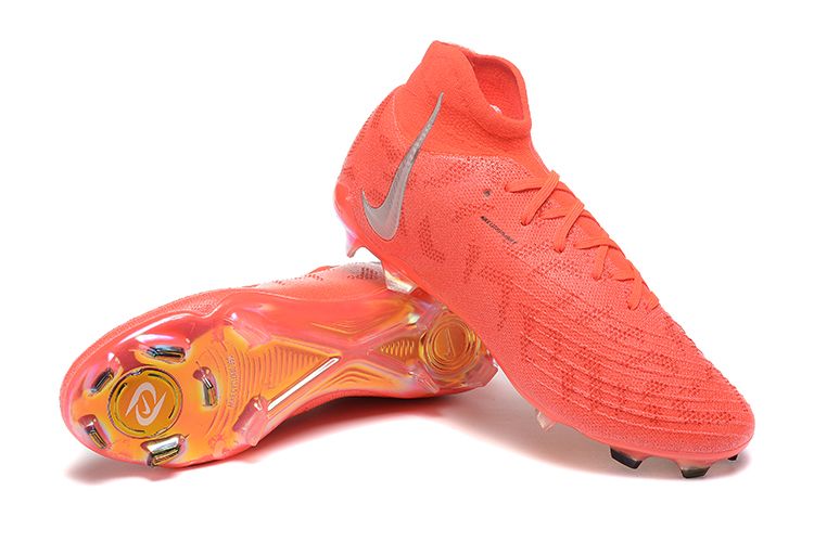 NIKE PHANTOM BOOTS🔥