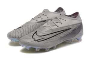 NIKE PHANTOM BOOTS