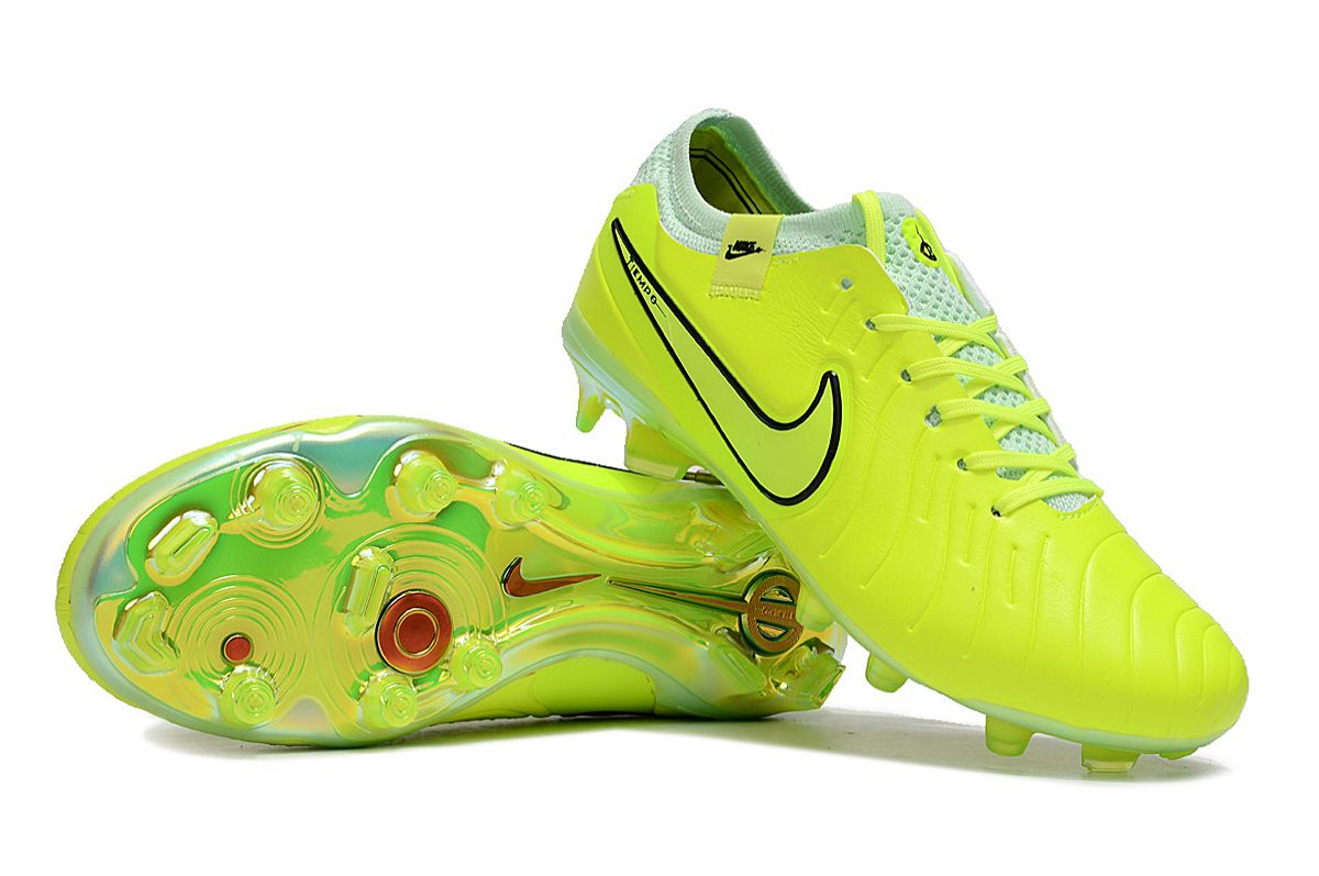 NIKE BOOTS🔥