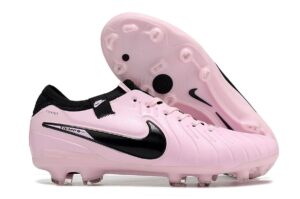 NIKE BOOTS