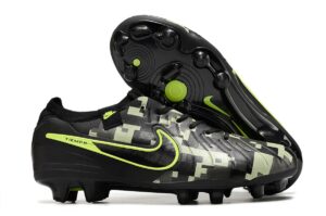 NIKE BOOTS