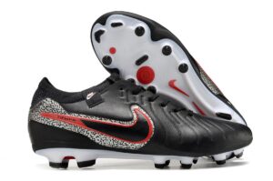 NIKE BOOTS