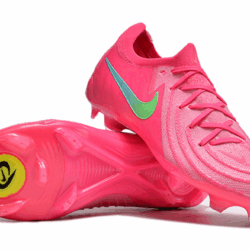 NIKE PHANTOM BOOTS🔥