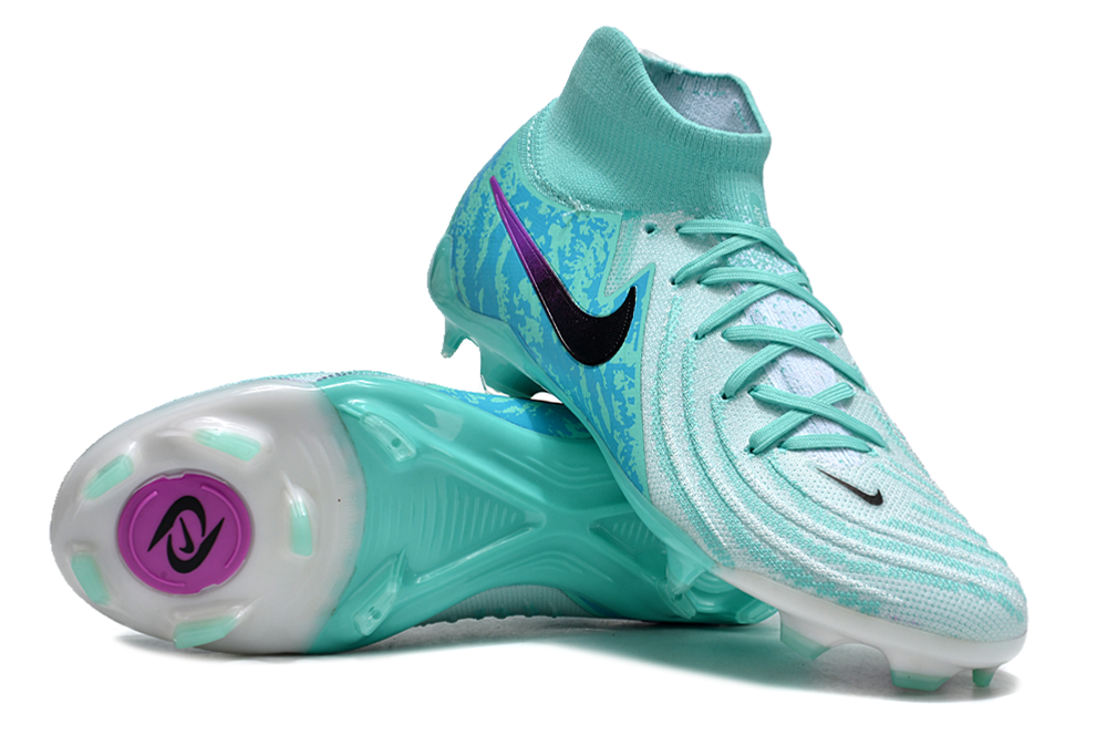 NIKE PHANTOM BOOTS🔥