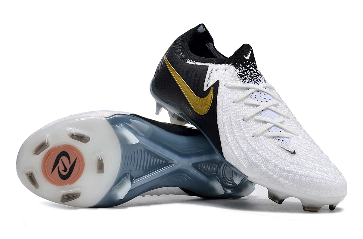 NIKE PHANTOM BOOTS🔥