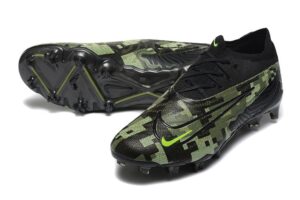 NIKE PHANTOM BOOTS