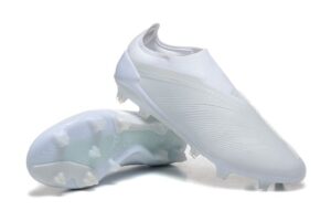 ADIDAS PREDATOR BOOTS