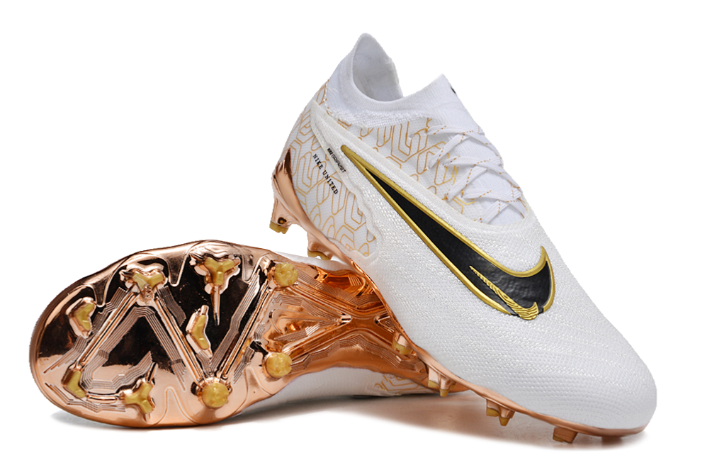 NIKE PHANTOM BOOTS🔥