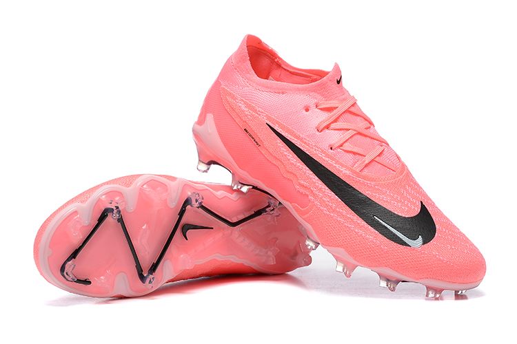 NIKE PHANTOM BOOTS🔥