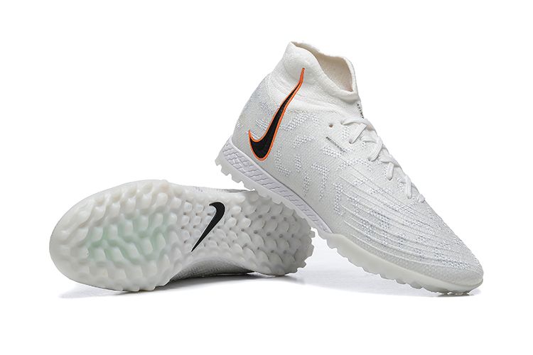 NIKE PHANTOM BOOTS🔥