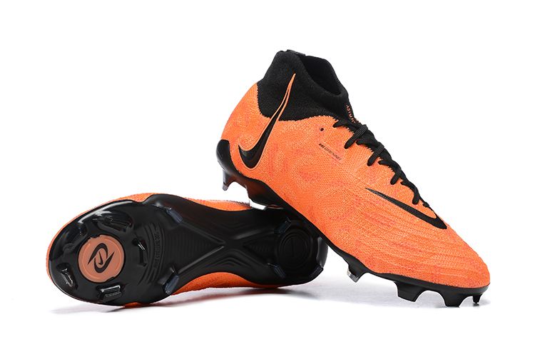 NIKE PHANTOM BOOTS🔥