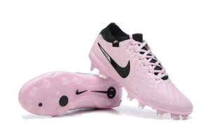 NIKE BOOTS