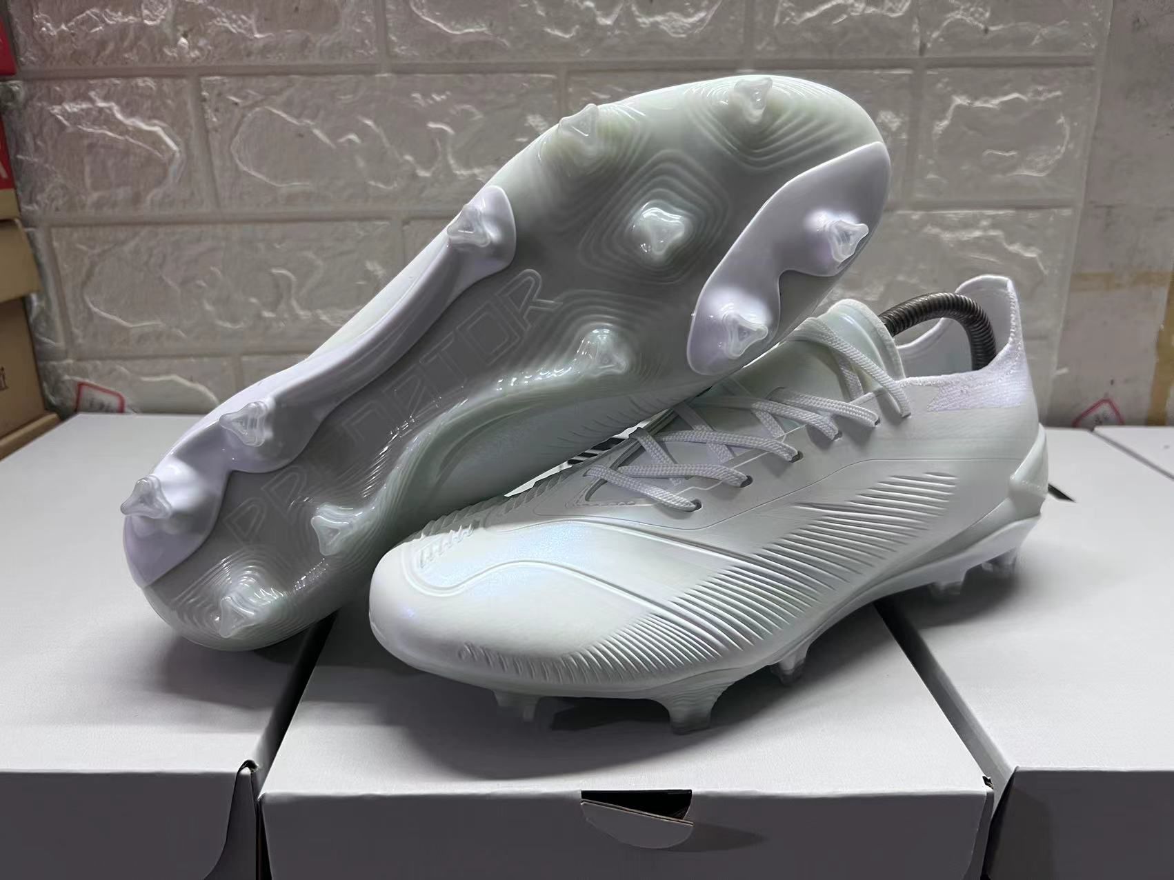 ADIDAS PREDATOR BOOTS🔥