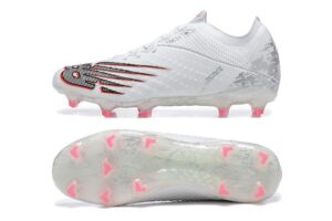 NEW BALANCE BOOTS