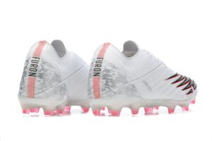 NEW BALANCE BOOTS