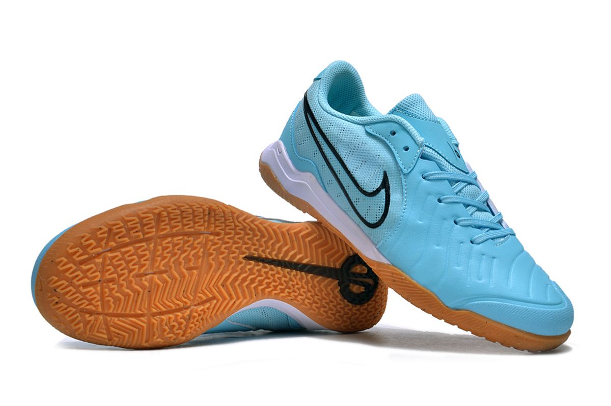 NIKE BOOTS🔥