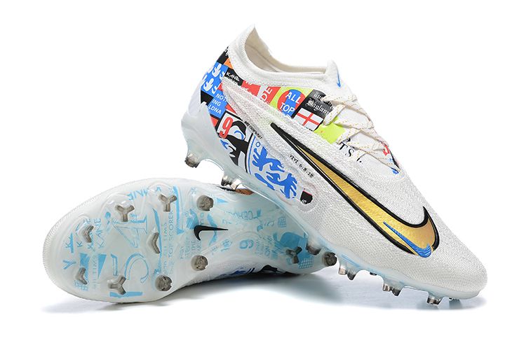 NIKE PHANTOM BOOTS🔥