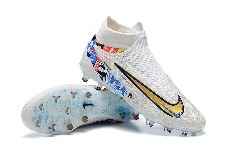 NIKE PHANTOM BOOTS🔥