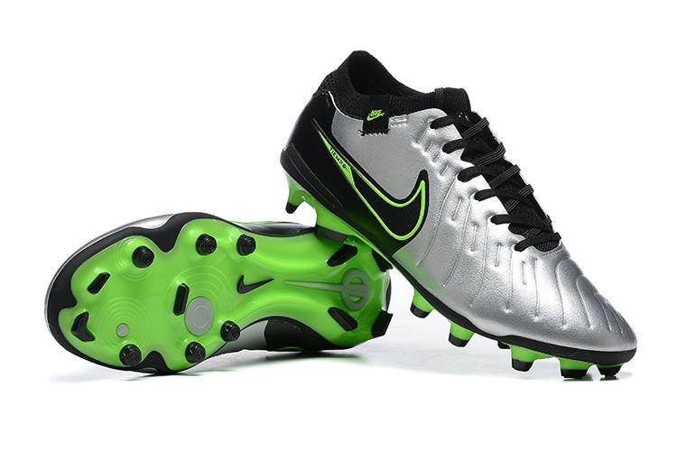 NIKE PHANTOM BOOTS🔥