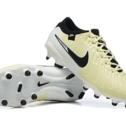 NIKE PHANTOM BOOTS🔥