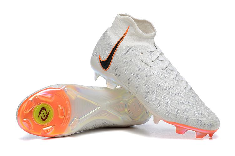 NIKE PHANTOM BOOTS🔥
