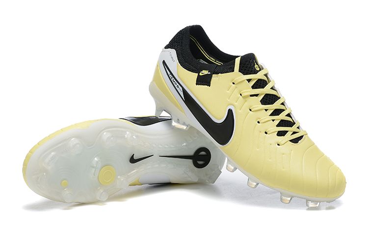NIKE BOOTS🔥