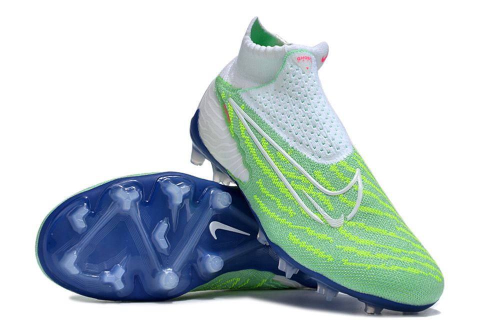 NIKE PHANTOM BOOTS🔥