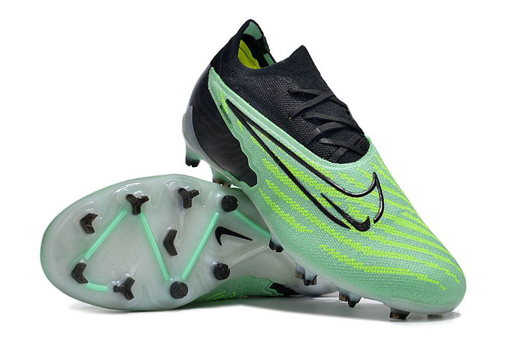 NIKE PHANTOM BOOTS🔥