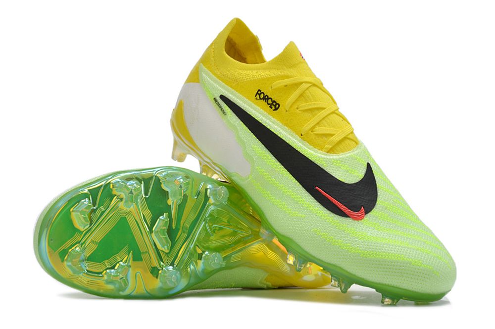 NIKE PHANTOM BOOTS🔥