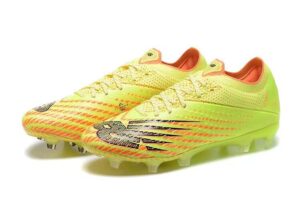 NEW BALANCE BOOTS