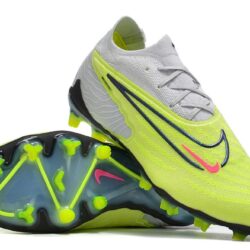 NIKE PHANTOM BOOTS🔥