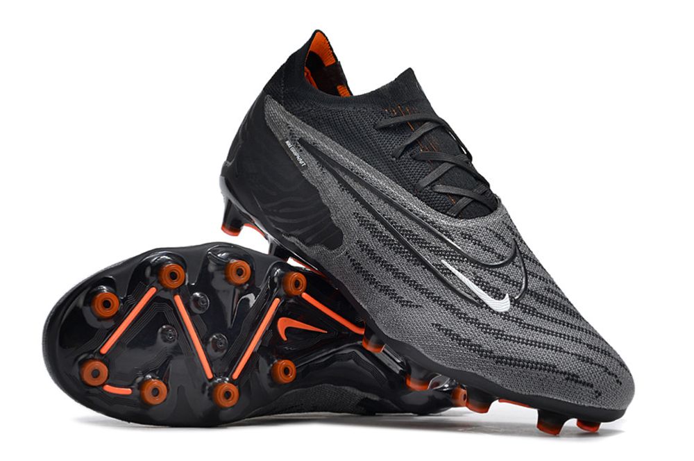 NIKE PHANTOM BOOTS🔥