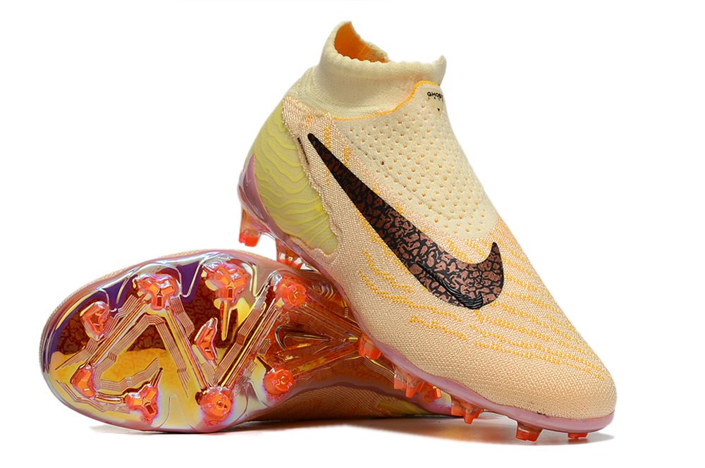 NIKE PHANTOM BOOTS🔥