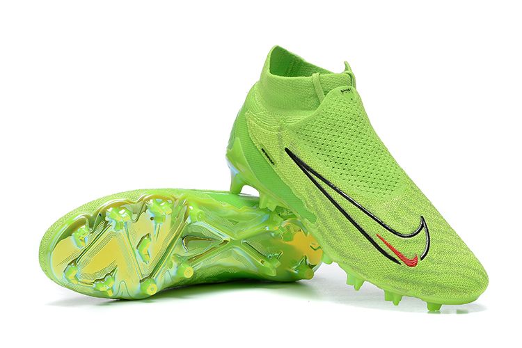 NIKE PHANTOM BOOTS🔥