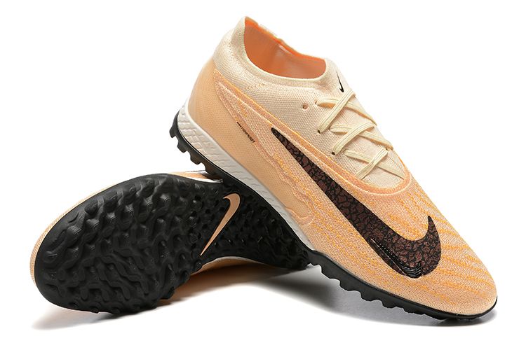 NIKE PHANTOM BOOTS🔥