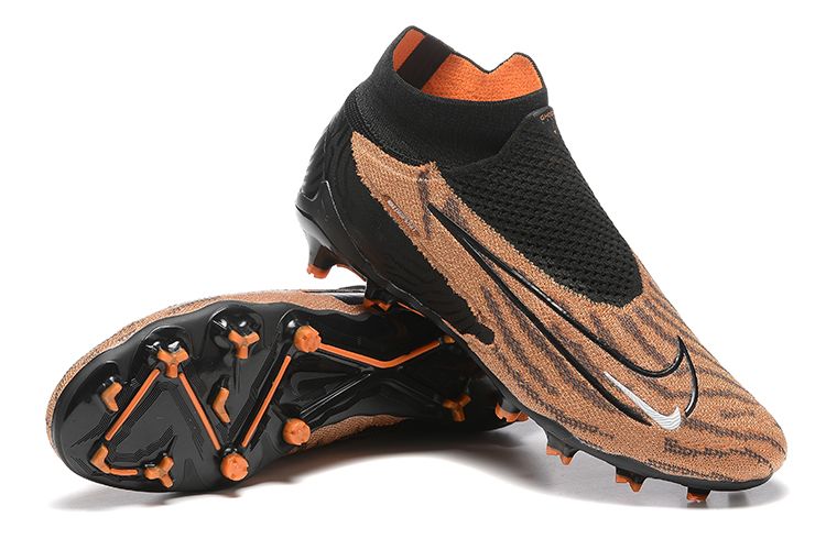 NIKE PHANTOM BOOTS🔥