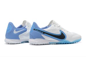 NIKE BOOTS