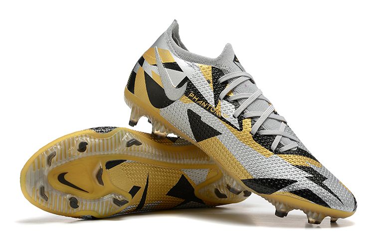NIKE PHANTOM BOOTS🔥