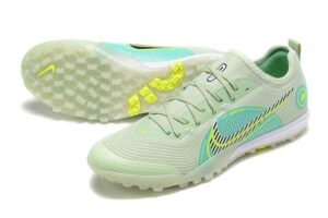 NIKE BOOTS
